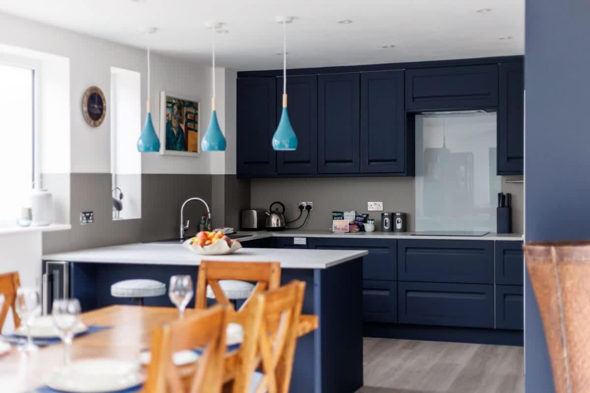 Middle Chine Villa Bournemouth Bagian luar foto